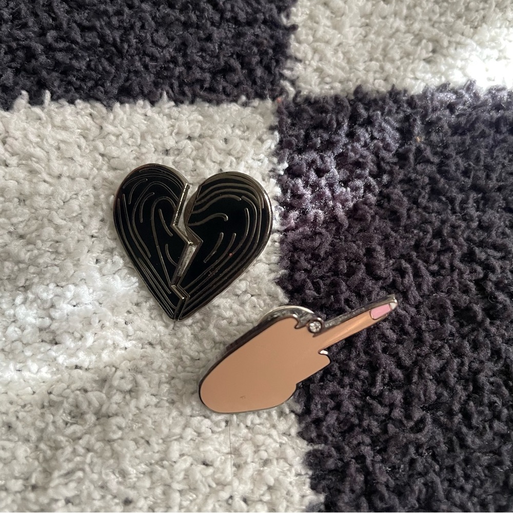 Kimoji middle finger and heart breaker pins